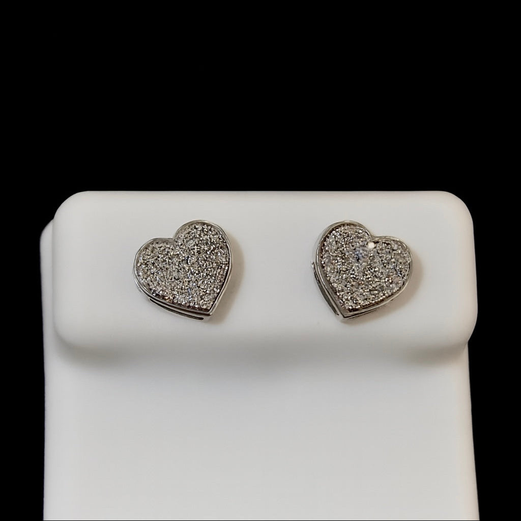 Heart-shaped earrings with diamond pavé